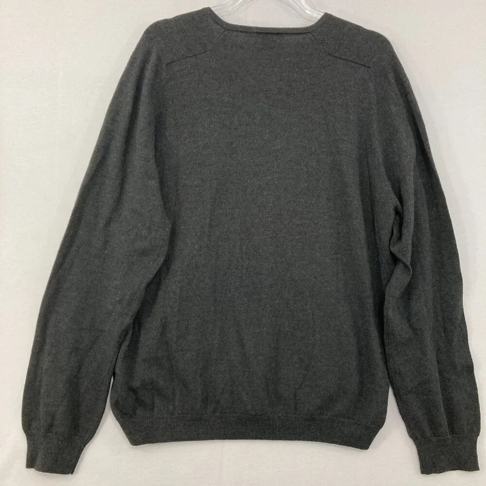 New J.‎ Crew Men's size Large Gray V neck Wool Blend Soft Cozy Sweater Preppy